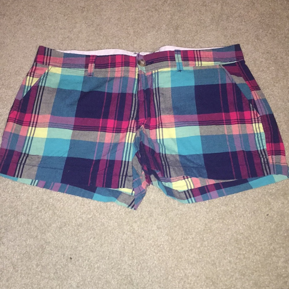 Old Navy Plaid Short-Shorts